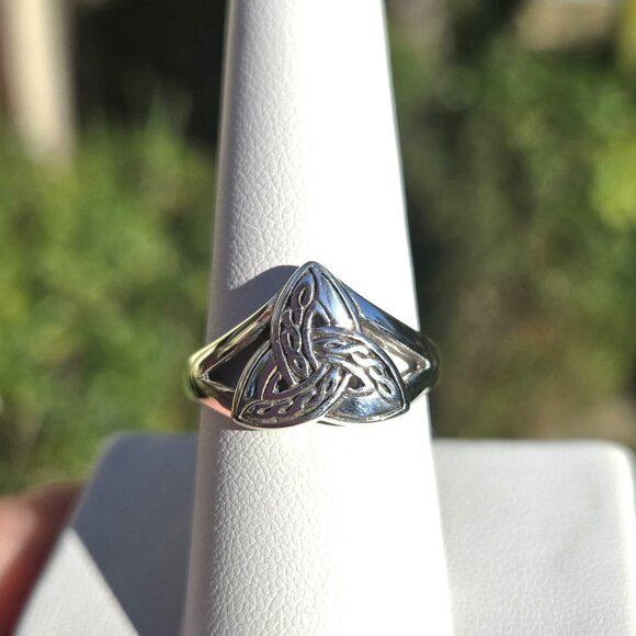 Braided Celtic Trinity Knot Sterling Silver Ring, Size 8 - Picture 4 of 5